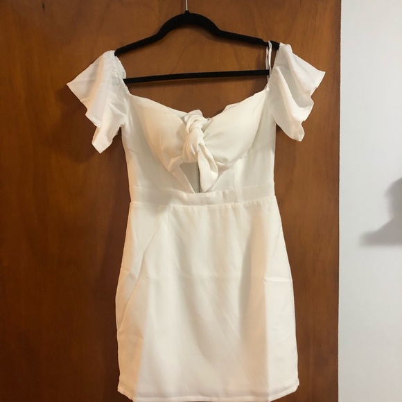Runaway the label (Australian brand) Gigi dress - Picture 2 of 6
